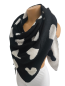 Preview: Damen Wendeschal Winter Dreiecktuch Herz schwarz weiß kuschelweich warm