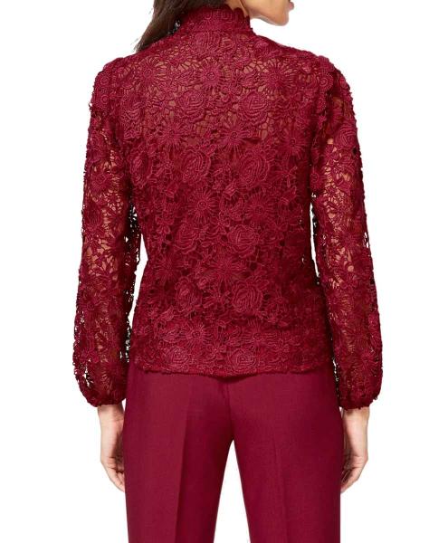 Elegante kirschrote Bluse mit transparenten Ärmeln und Spitzenbesatz