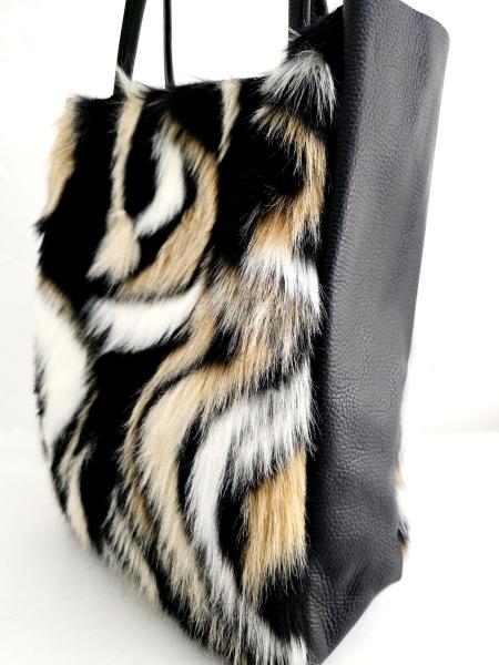 Damen Schultertasche Shopper mit Reißverschluss in Fell-Optik echt Leder